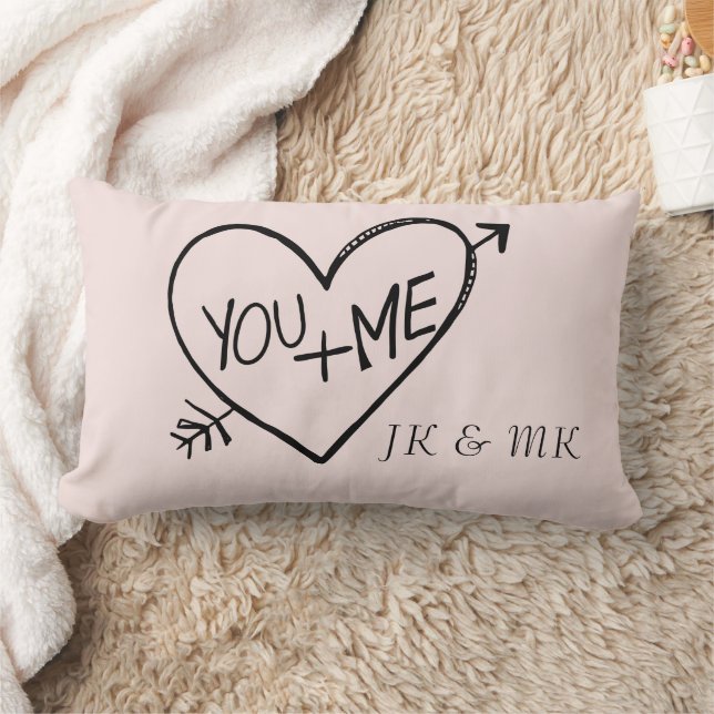 Coussin Rectangle Romantique Blush You and Me Coeur monogramme (Couverture)