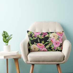 Coussin Rectangle Roses d'aquarelle en rose et crème sur noir