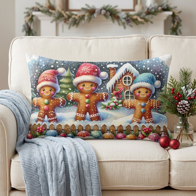 Coussin Rectangle Scène de Noël enneigée avec une famille en pain d' (Gingerbread Family Snowy Christmas Scene Lumbar Pillow)