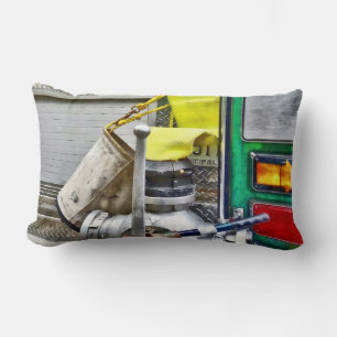 Coussin Rectangle Seau à incendie et tuyau d'incendie jaune