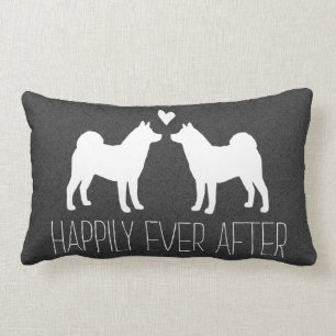 Coussin Rectangle Silhouettes d'Akita avec cœur et texte