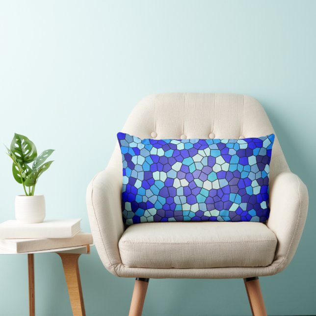 Coussin Rectangle Tons de verre de couleur bleue par Shirley Taylor (Chaise)