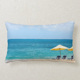 Coussin Rectangle Transats sur la plage de l'océan