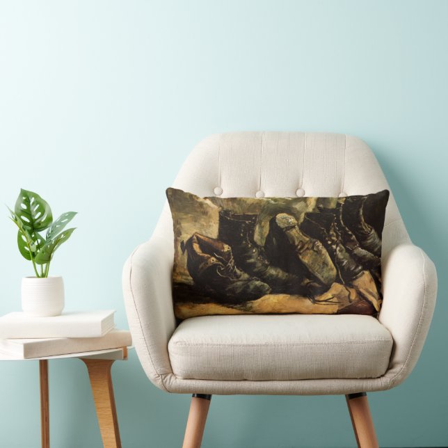 Coussin Rectangle Trois paires de chaussures par Vincent van Gogh (Chaise)