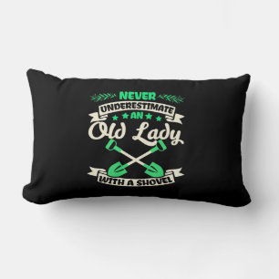 Coussin Rectangle Un Vieux Jardin-Dame Avec Une Chaussure