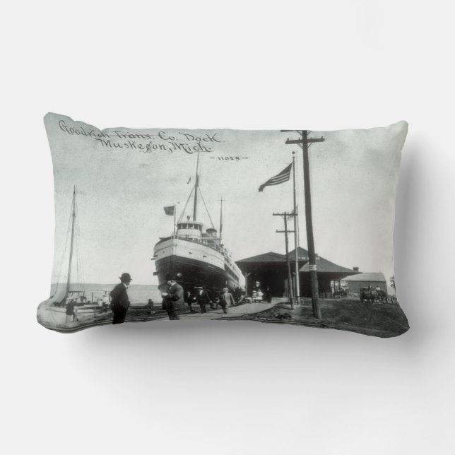 Coussin Rectangle Vapeur de Great Lakes au dock Muskegon Michigan (Recto)