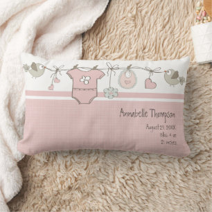 Coussin Rectangle Vêtements de bébé rose mignonne avec statistiques 