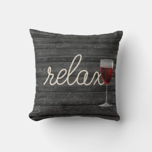 Coussin Relaxez le texte de la corde sur le bois avec le v