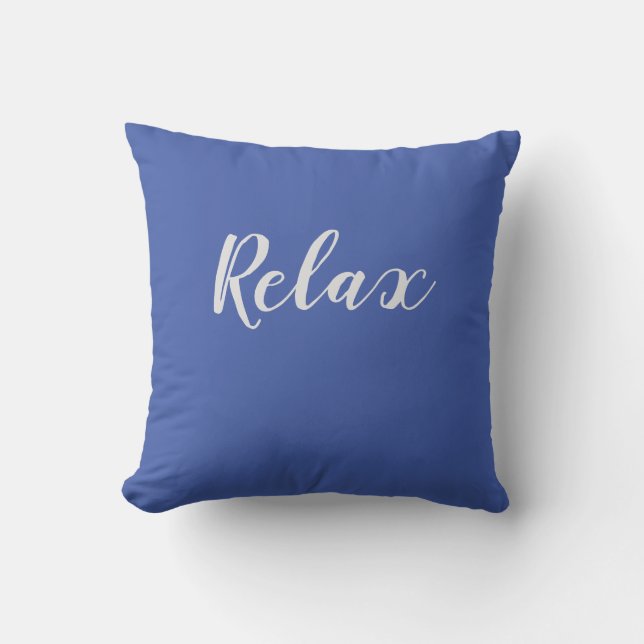 Coussin Relaxez l'écriture sur le arrière - plan bleu (Recto)