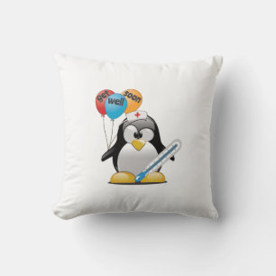 Coussin Remets-toi vite. Infirmière pingouin.