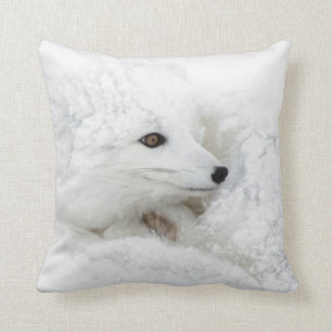Coussin Renard arctique recouvert en hiver