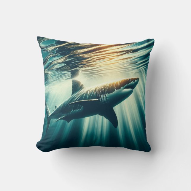 Coussin Requin dans la mer bleue profonde & soleil (Recto)