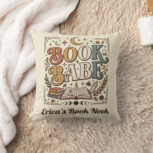 Coussin Retro Book Babe Mystical Celestial Witchy Bookish (Couverture)