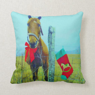 Coussin Rétro cheval de Noël avec le bas et l'arc rouge
