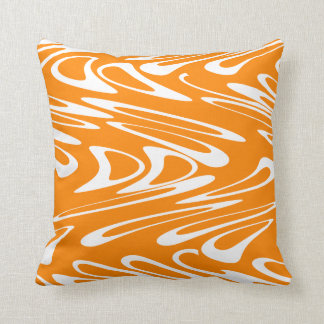 Coussin Rétro modèle orange et blanc