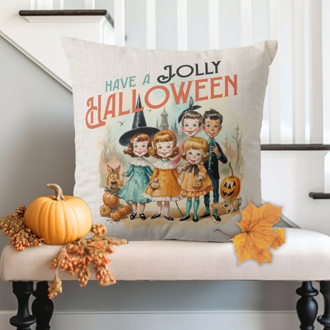 Coussin Retro Vintage Avoir Une Halloween Jolly (Vintage 'Have A Jolly Halloween' Throw Pillow With Retro Looking Trick-or-Treater Kids.)