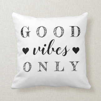 Coussin Réversible blanc noir de citation de Good Vibes