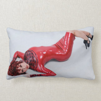 COUSSIN - ROBE ROUGE de LATEX - Bianca Beauchamp