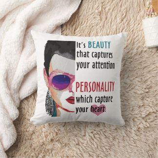 Coussin Romantic Female Beauté Dire Carte de voeux succès