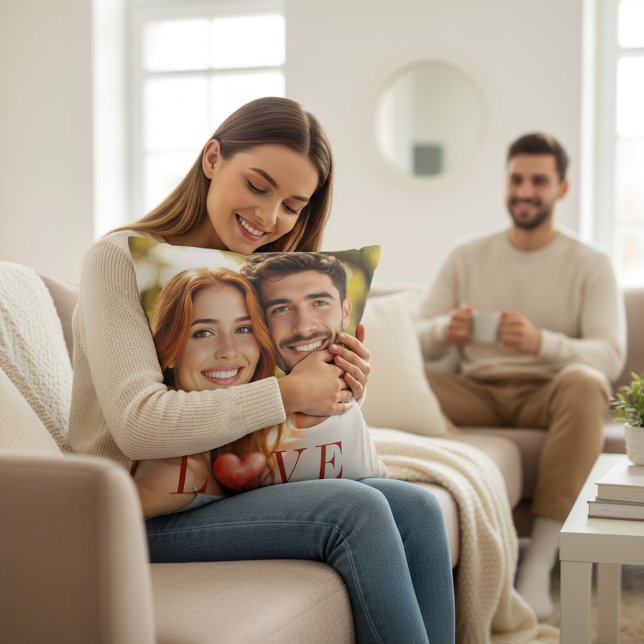 Coussin Romantic Photo Love Heart Valentine Couple Throw  (Créateur téléchargé)