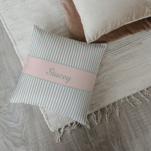 Coussin Rose clair et vert rayé nom personnalisé