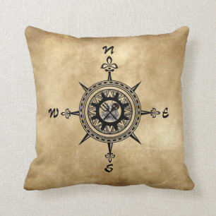 Coussin Rose de boussole de pirate avec le bateau