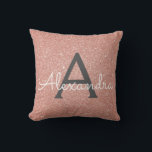 Coussin Rose Gold - Blush Pink Parties scintillant Éperche<br><div class="desc">Blush Pink - Rose Gold et Charcoal Grey (Grey) Parties scintillant étincelante Nom et Coussin initial. Le coussin fait le cadeau parfait Sweet 16 Anniversaire pour quelqu'un décorant sa chambre en or rose.</div>
