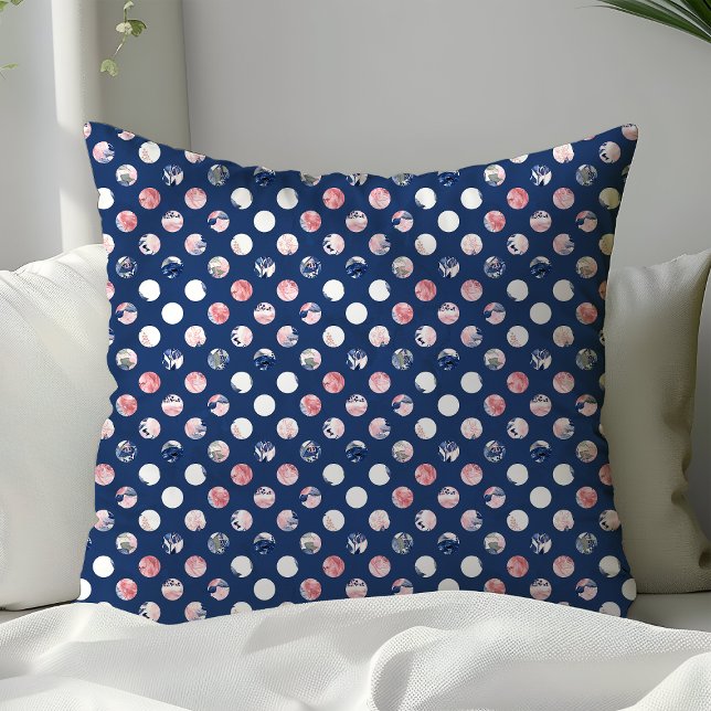Coussin Rose Pâle Bleu Marine Points Floraux Aquarelle (Créateur téléchargé)