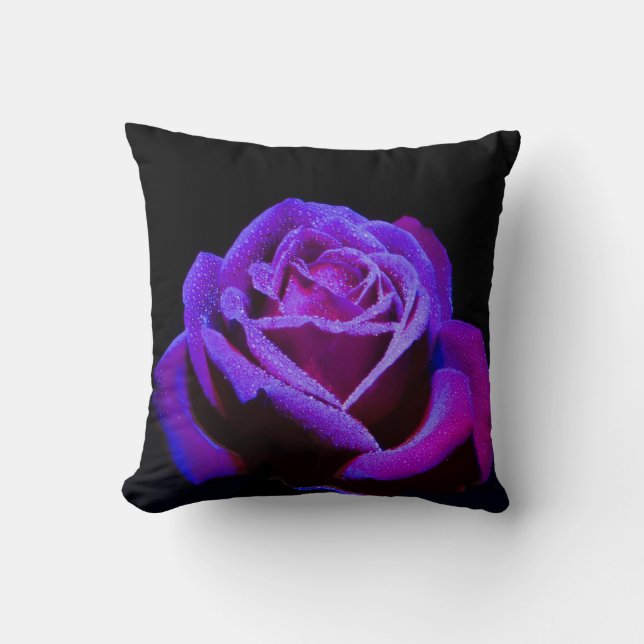 Coussin Rose pourpre avec gouttes d'eau sur Arrière - plan (Recto)