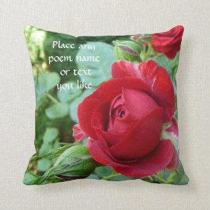 Coussin rose rouge-foncé de bourgeon