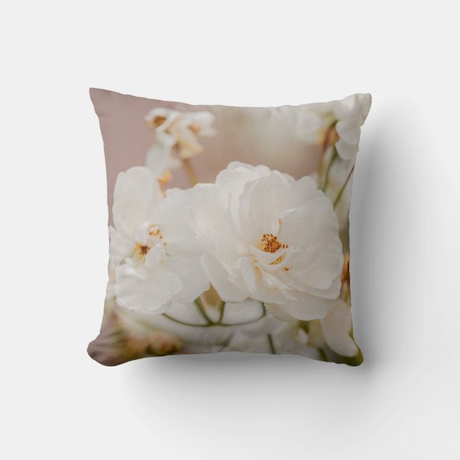 Coussin Roses blanches de Korbin romantiques photo botaniq (Recto)