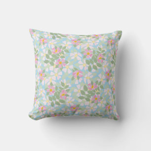 Coussin Roses de chien rose et blanc sur Sky Blue