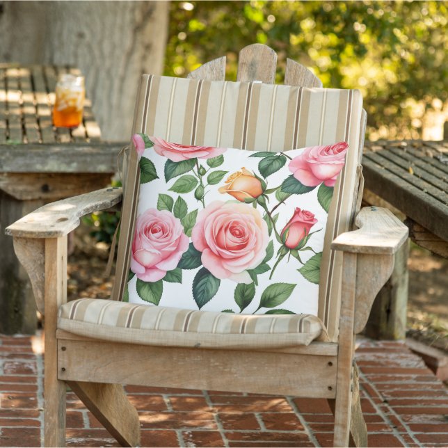 Coussin Roses roses roses et jaunes (Chaise)
