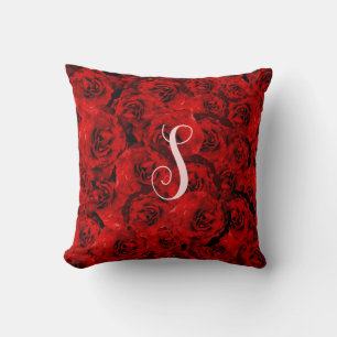 Coussin Roses rouges Élégant Monogramme personnalisé