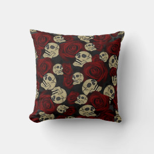Coussin Roses rouges et crânes gris noir floral gothique