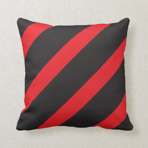 Coussin Rouge et noir triés