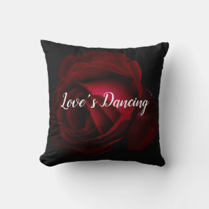 Coussin Rouge, noir, rouge et rose