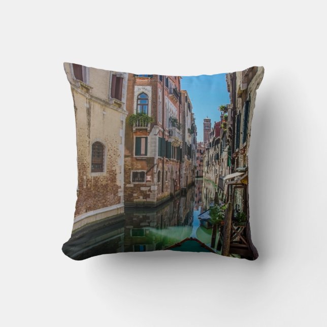 Coussin Rue étroite avec canal à Venise (Recto)