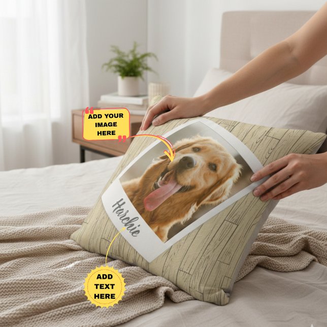 Coussin Rustic Wood Personalized Pet Photo Pillow for Mom (Rustic Wood Personalized Pet Photo Throw Pillow for Dog Mom)