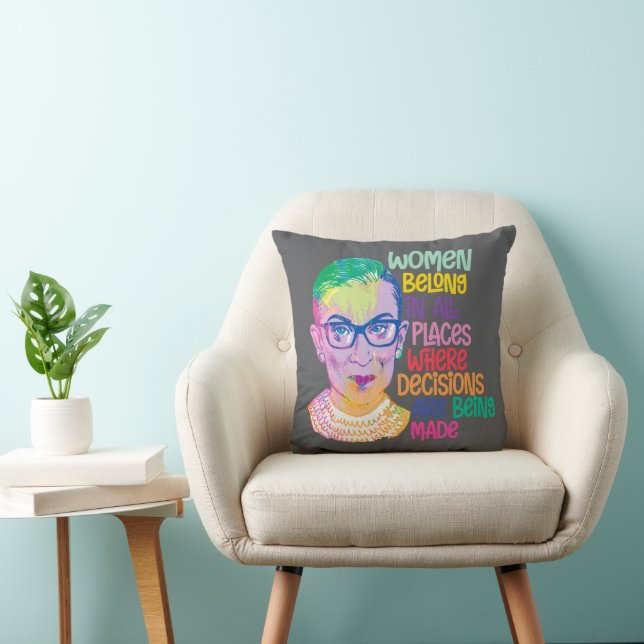 Coussin Ruth Bader Ginsburg Femmes Dans Tous Les Endroits (Chaise)