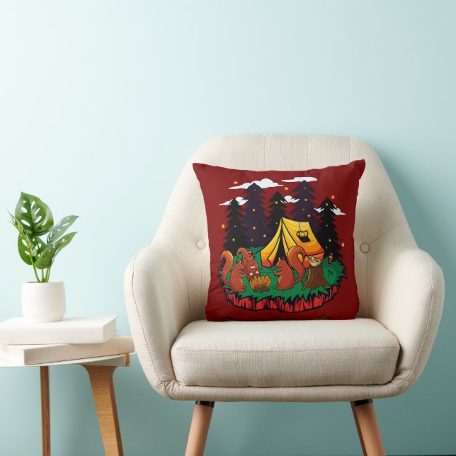 Coussin S’more de plaisir avec cet écureuil de camping (Chaise)