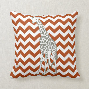 Coussin Safari rouge Chevron de rouille avec la girafe