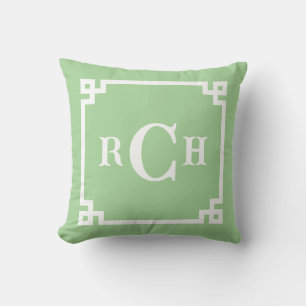 Coussin Sage Green Reverse Chinoiserie Grecque Monogramme 