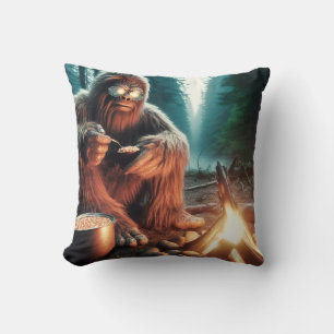 Coussin Sasquatch au feu de camp