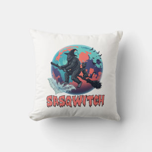 Coussin Sasqwitch Bigfoot Sorcière Balai Chat Noir Lune Ha