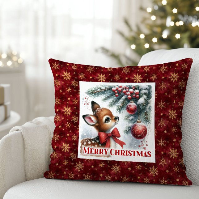 Coussin Scène de Noël festive et confortable bébé faon nei (Cozy festive winter scene baby fawn snowy Christmas pillow)