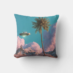 Coussin Scène surréaliste de montagnes avec palmier et OVN
