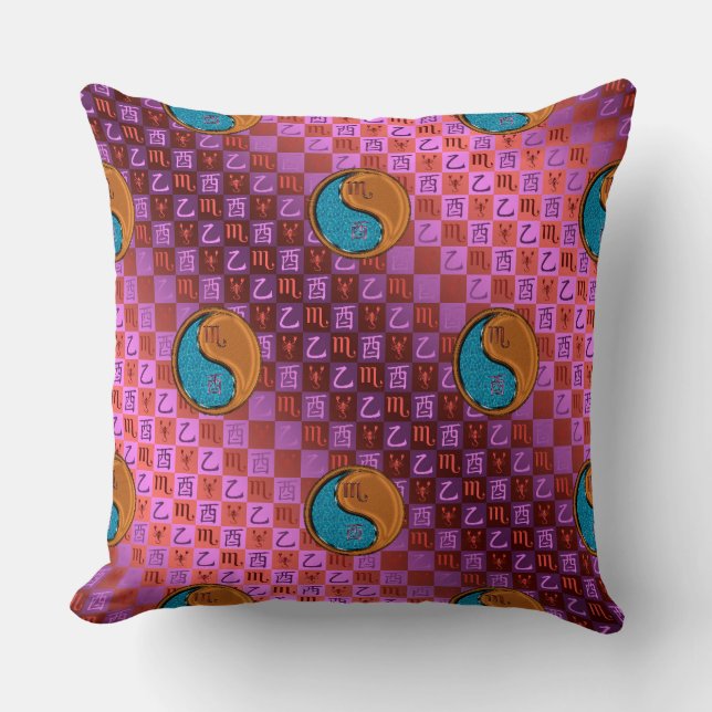 Coussin Scorpion & Coq de Bois (Recto)