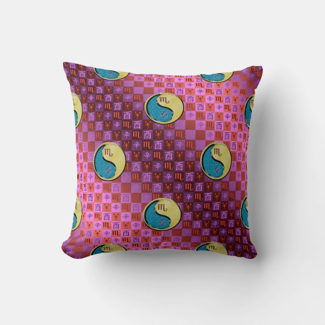 Coussin Scorpion & Coq de Métal (Recto)