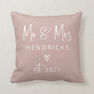 Coussin Script moderne  M. et Mme Mariage Earthy Pink
